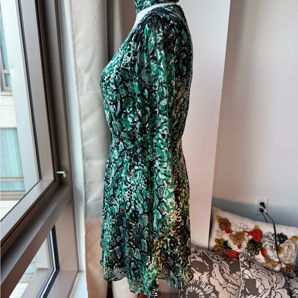 Alice + Olivia Green Black Printed Long Sleeve Mini Dress - Picture 10 of 15
